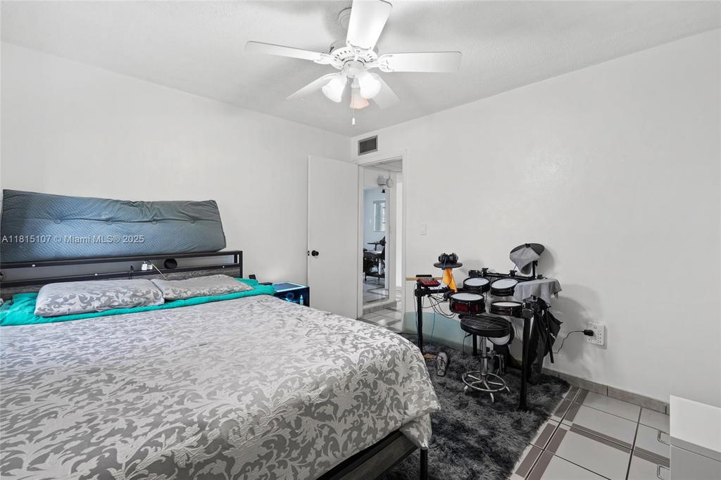 Real estate property located at 2498 17th Ave #4311, Miami-dade, Grove Gardens Condo, Miami, FL