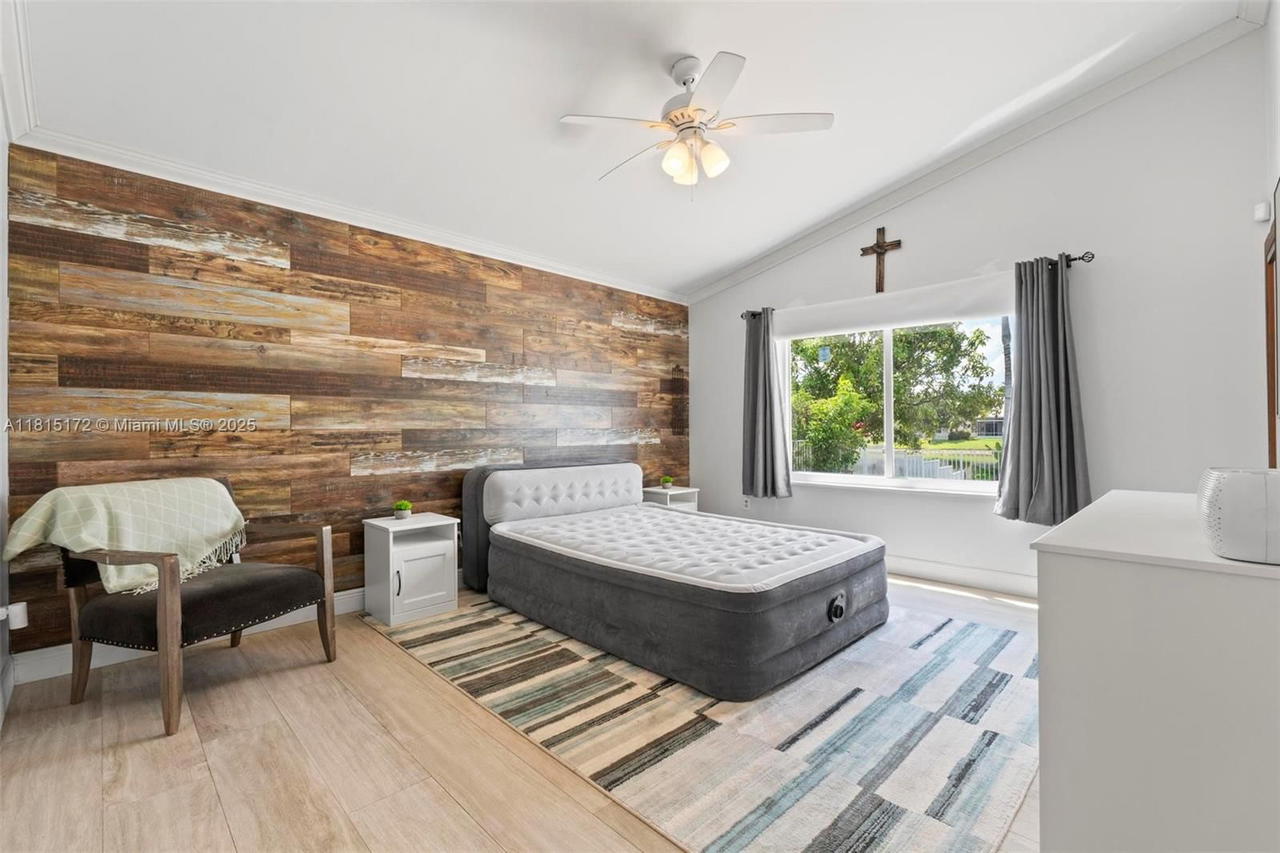 Real estate property located at 14420 16th St, Broward, Pembroke Falls Phase 6, Pembroke Pines, FL