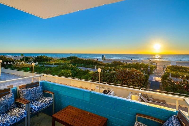 Real estate property located at 465 Ocean Dr #315, Miami-dade, Royal Atlantic Condo, Miami Beach, FL