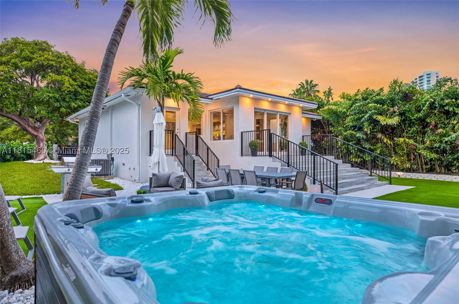 Real estate property located at 38 25th Rd, Miami-dade, Brickell Hammock Un 1, Miami, FL
