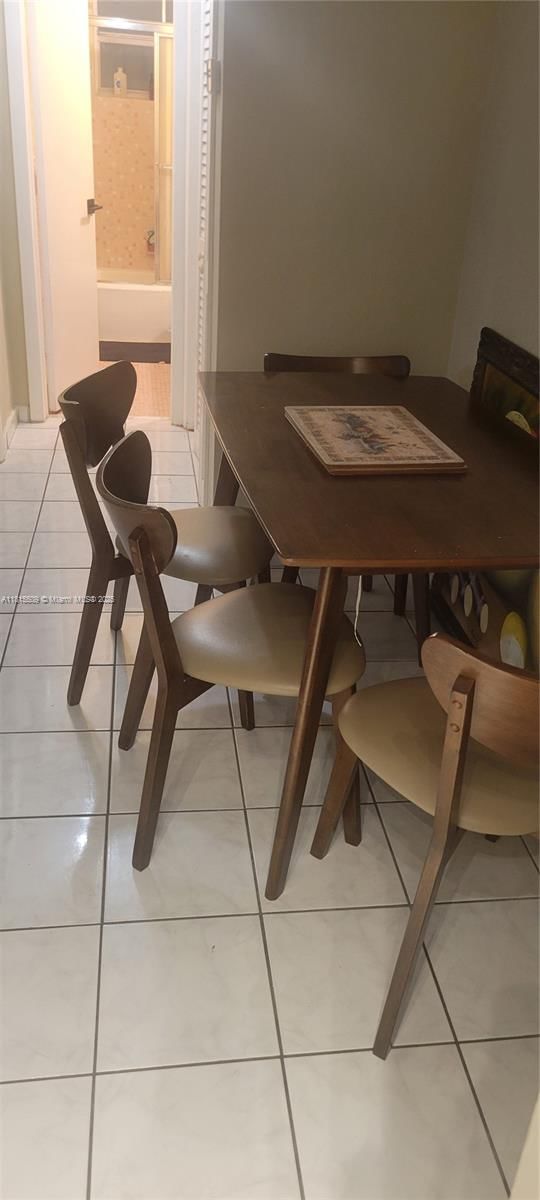 Real estate property located at 1958 Monroe St #107, Broward, Hampton Court Condo, Hollywood, FL