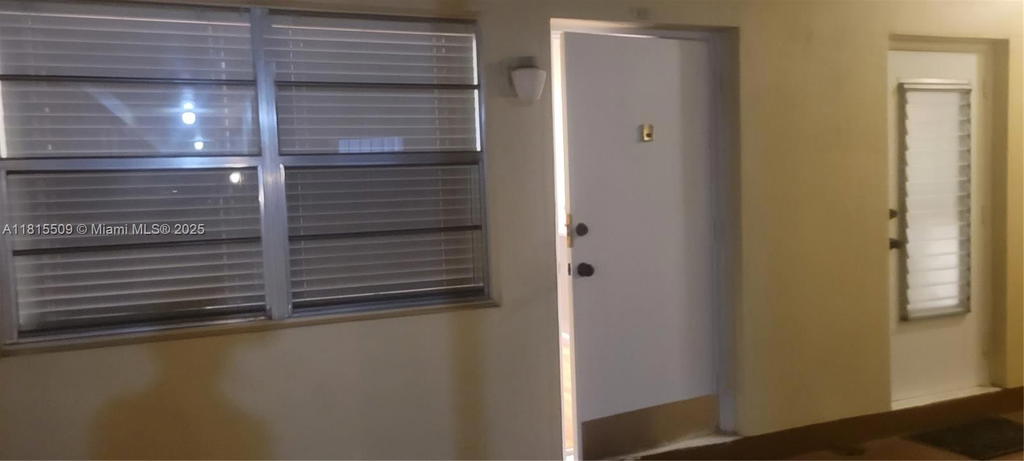 Real estate property located at 1958 Monroe St #107, Broward, Hampton Court Condo, Hollywood, FL