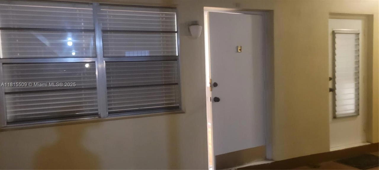 Real estate property located at 1958 Monroe St #107, Broward, Hampton Court Condo, Hollywood, FL