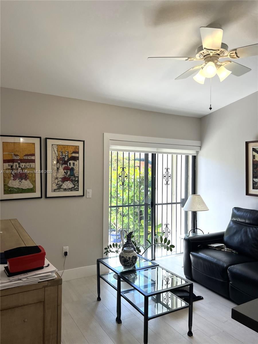 Real estate property located at 10830 72nd St #14, Miami-dade, Sunset Condor Ph I, Miami, FL