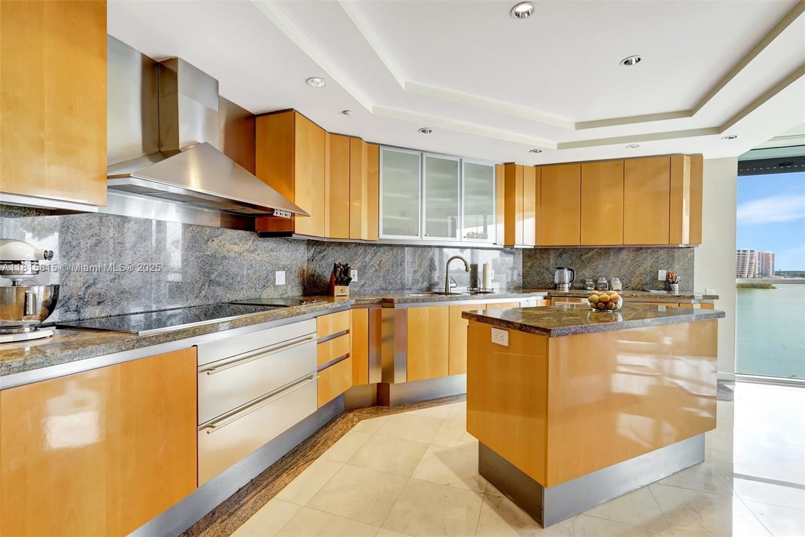 Real estate property located at 2600 Island Blvd #904, Miami-dade, 2600 Isl Blvd Williams Is, Aventura, FL