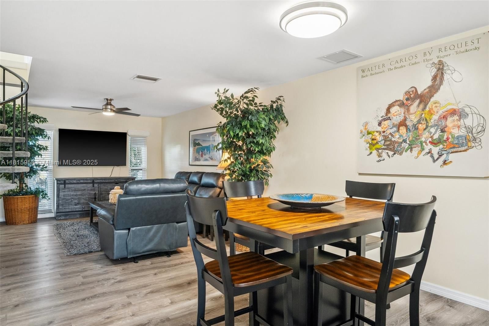 Real estate property located at 4803 SW Santa Barbara CT #5, Lee, Pkwy Place Condo, Cape Coral, FL
