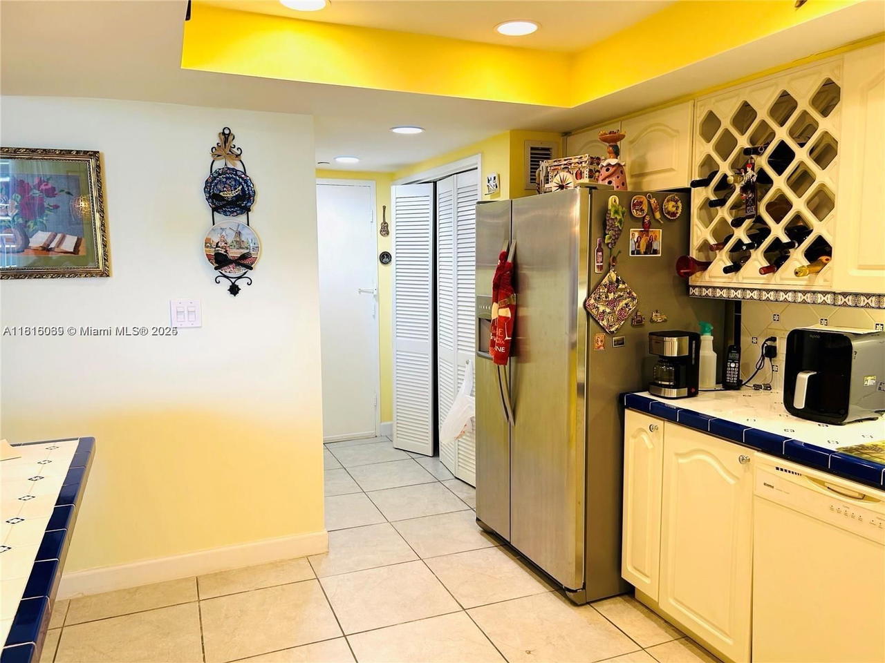 Real estate property located at , Miami-dade, Corinthian Condo, Miami Beach, FL