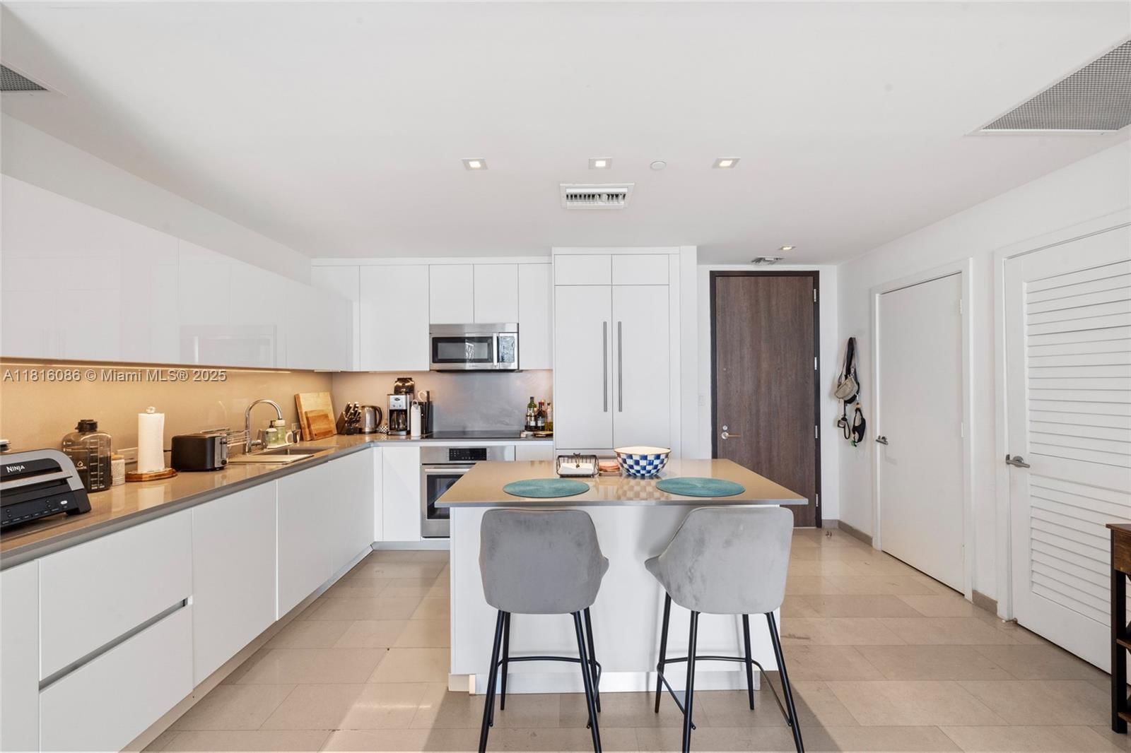 Real estate property located at 88 7th St #1205, Miami-dade, Rise Condo, Miami, FL