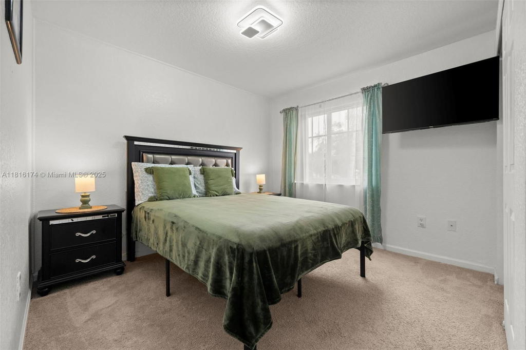 Real estate property located at 1968 79th Way, Broward, Walnut Creek Townhomes, Pembroke Pines, FL