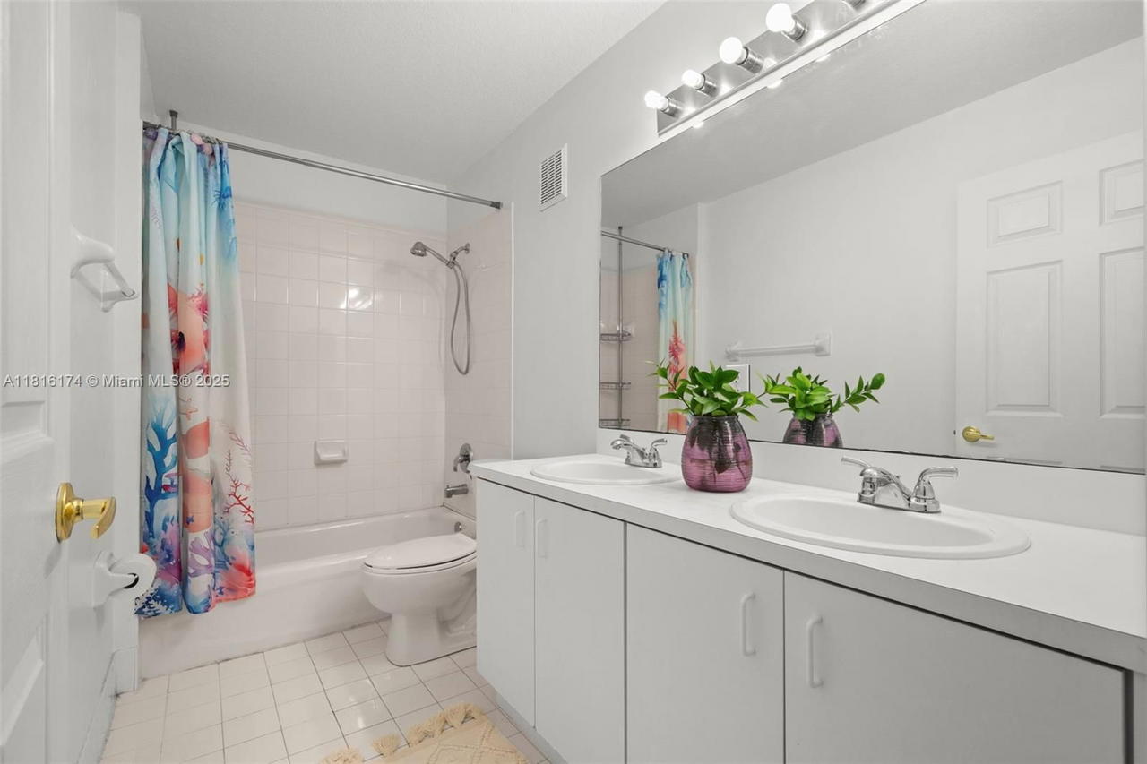 Real estate property located at 1968 79th Way, Broward, Walnut Creek Townhomes, Pembroke Pines, FL