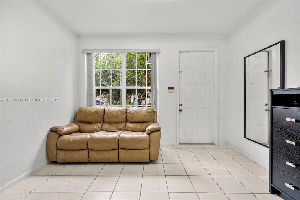 Real estate property located at 1968 79th Way, Broward, Walnut Creek Townhomes, Pembroke Pines, FL