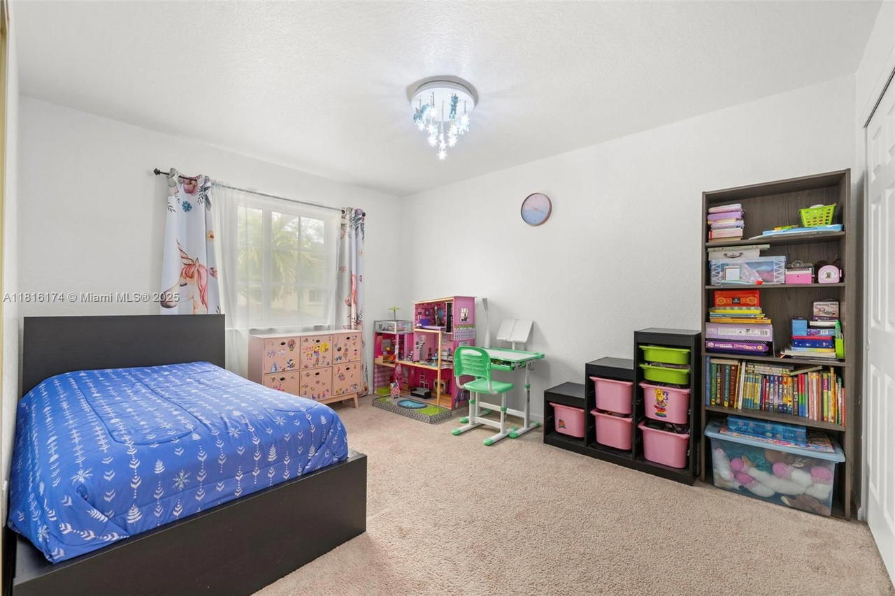 Real estate property located at 1968 79th Way, Broward, Walnut Creek Townhomes, Pembroke Pines, FL