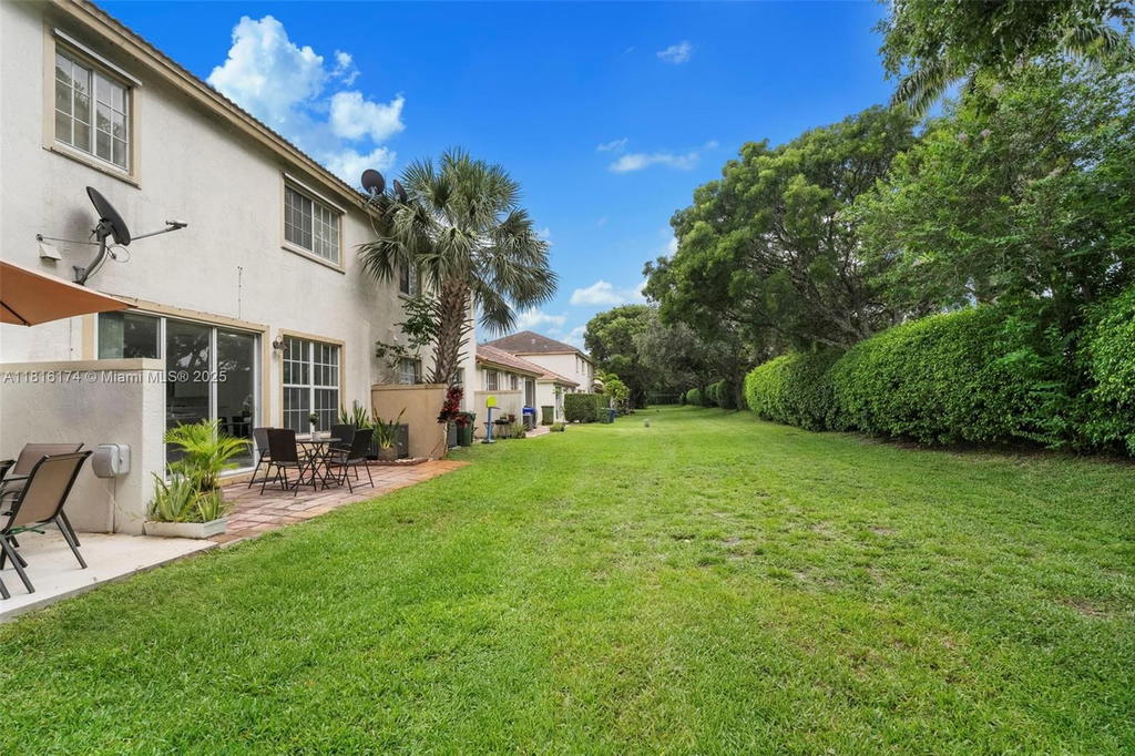 Real estate property located at 1968 79th Way, Broward, Walnut Creek Townhomes, Pembroke Pines, FL