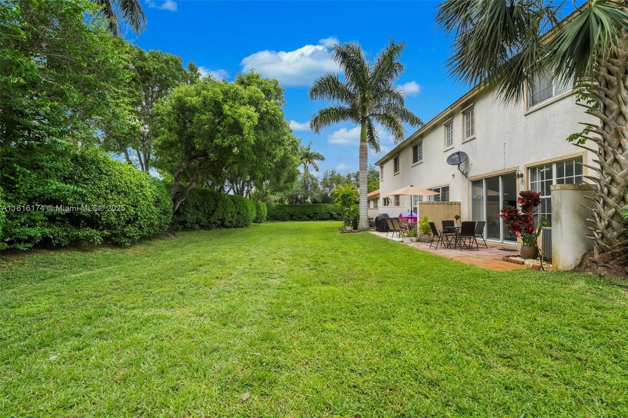 Real estate property located at 1968 79th Way, Broward, Walnut Creek Townhomes, Pembroke Pines, FL