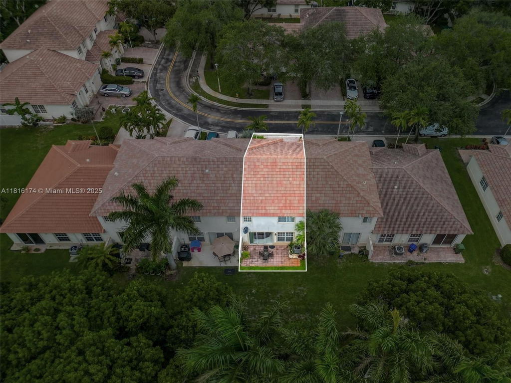 Real estate property located at 1968 79th Way, Broward, Walnut Creek Townhomes, Pembroke Pines, FL