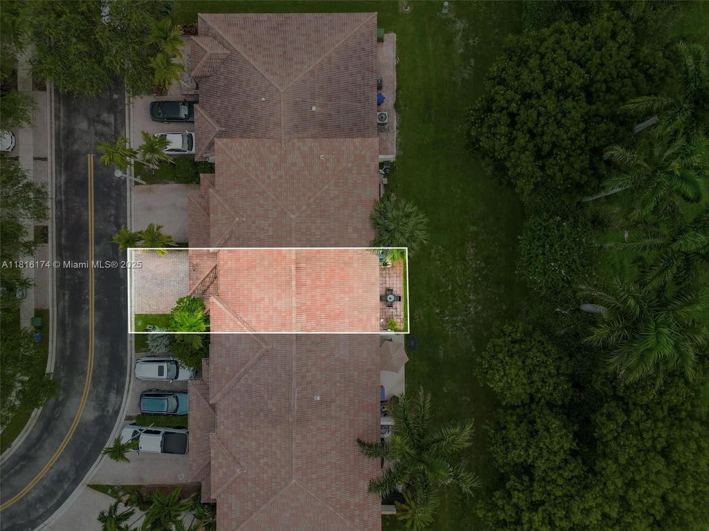 Real estate property located at 1968 79th Way, Broward, Walnut Creek Townhomes, Pembroke Pines, FL