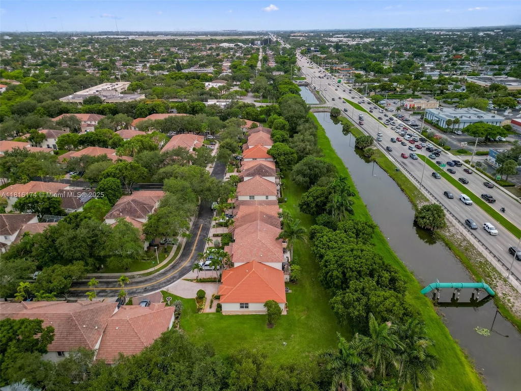 Real estate property located at 1968 79th Way, Broward, Walnut Creek Townhomes, Pembroke Pines, FL