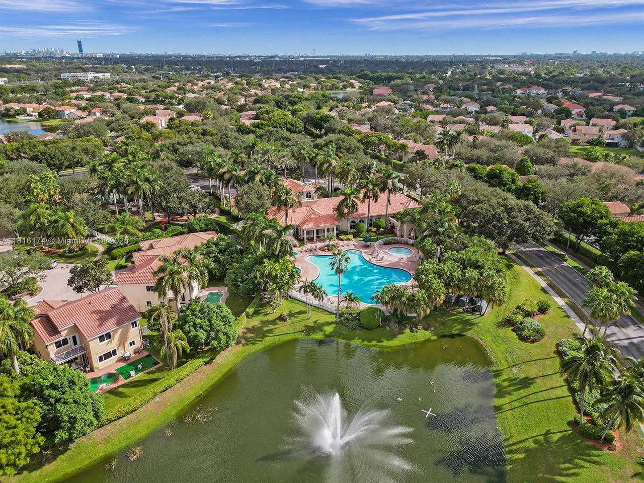 Real estate property located at 1968 79th Way, Broward, Walnut Creek Townhomes, Pembroke Pines, FL