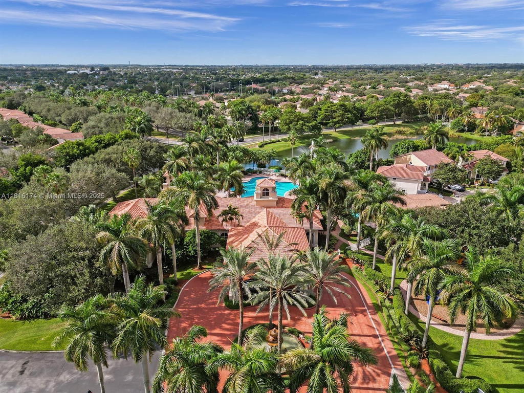 Real estate property located at 1968 79th Way, Broward, Walnut Creek Townhomes, Pembroke Pines, FL