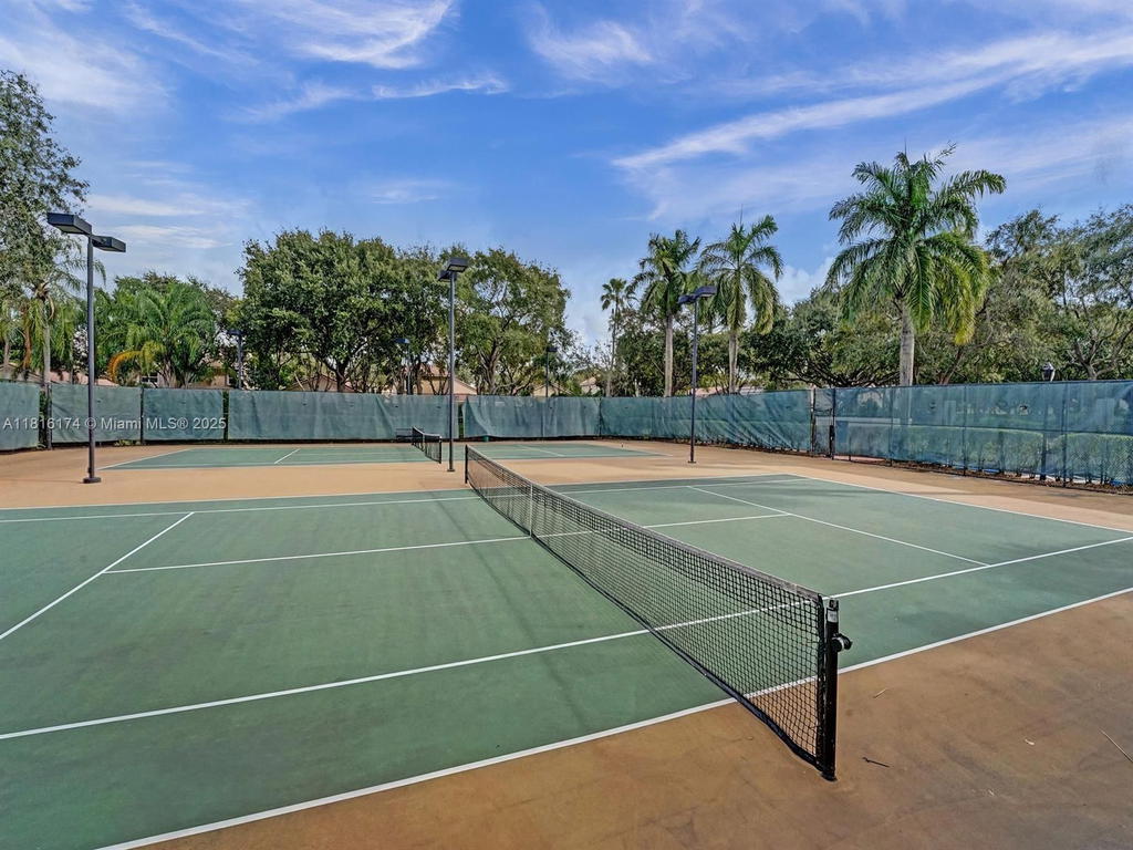 Real estate property located at 1968 79th Way, Broward, Walnut Creek Townhomes, Pembroke Pines, FL