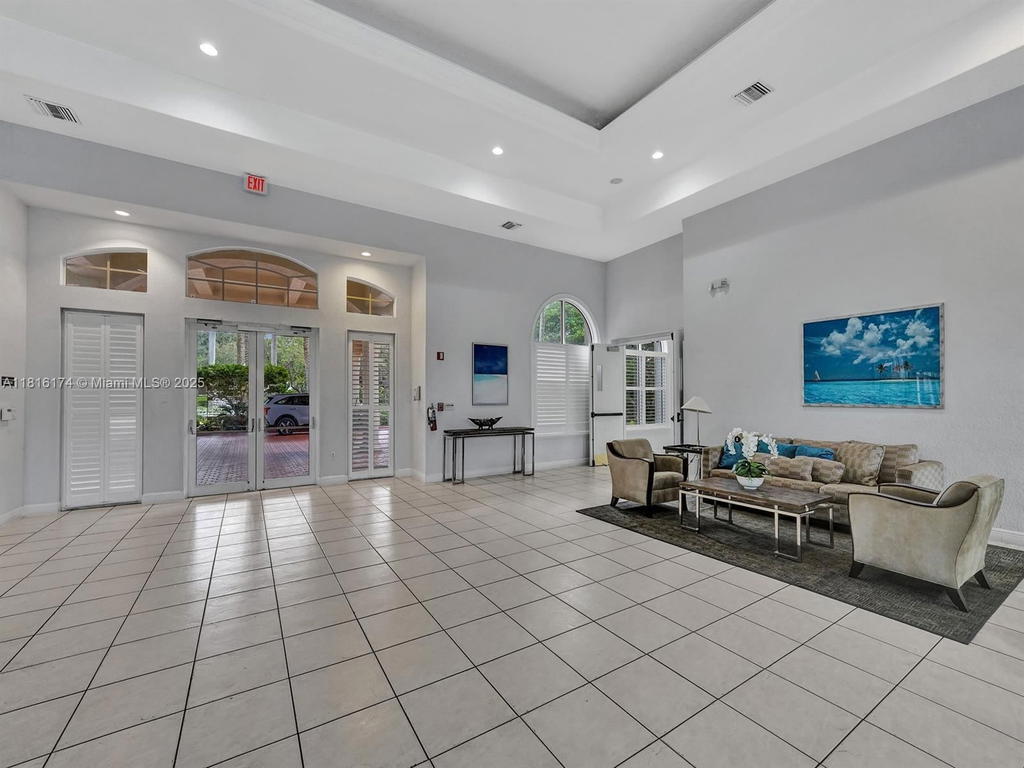 Real estate property located at 1968 79th Way, Broward, Walnut Creek Townhomes, Pembroke Pines, FL