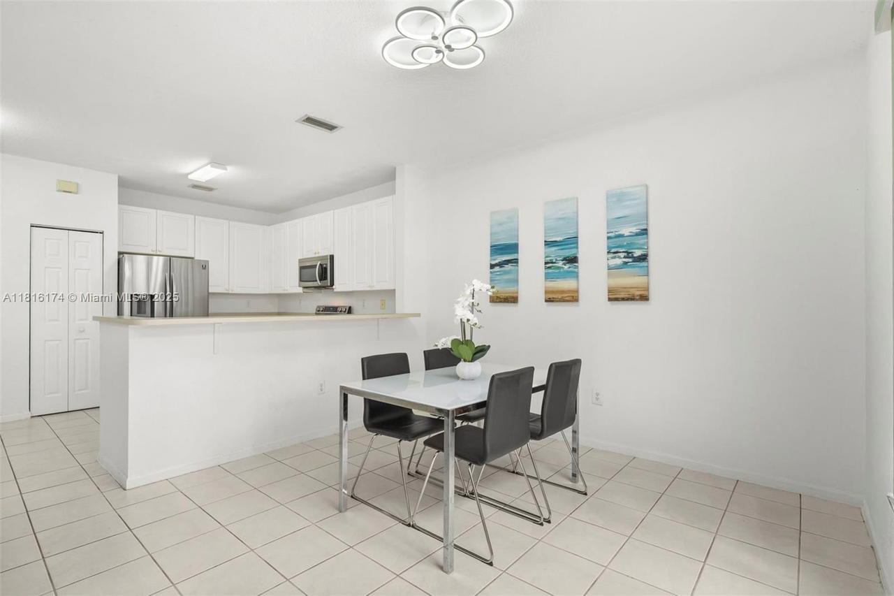 Real estate property located at 1968 79th Way, Broward, Walnut Creek Townhomes, Pembroke Pines, FL