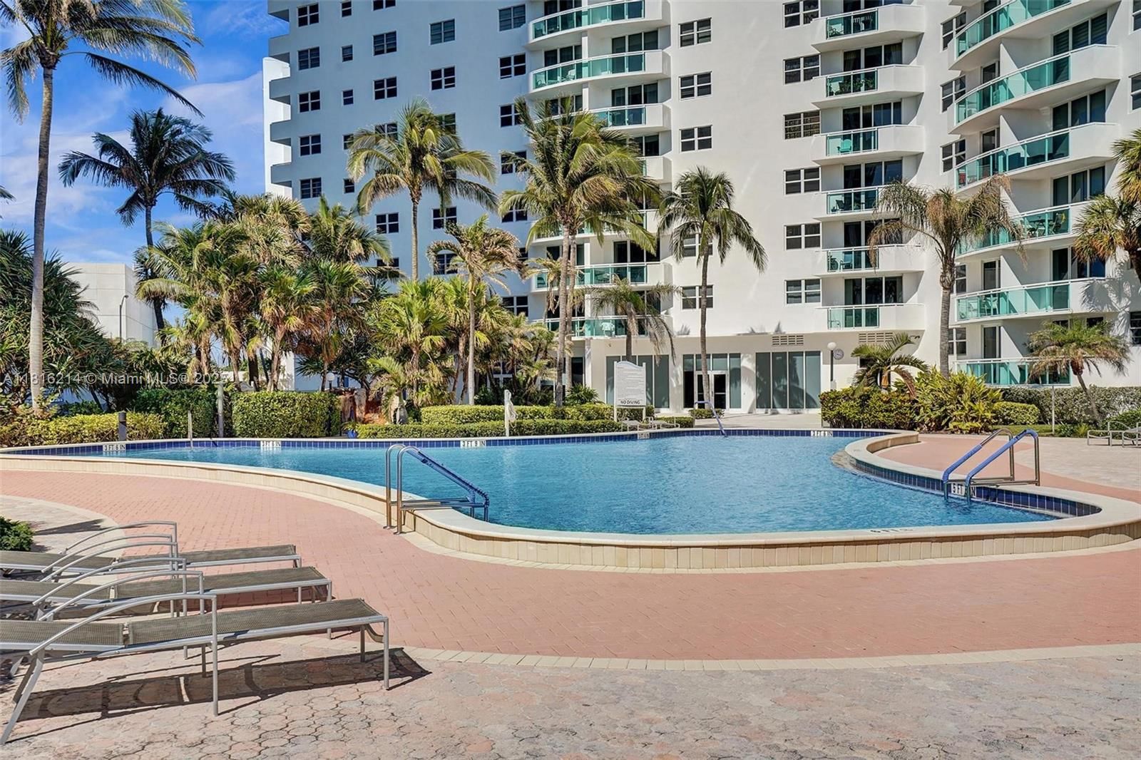 Real estate property located at 3001 Ocean Dr #247, Broward, Residences On Hollywood B, Hollywood, FL