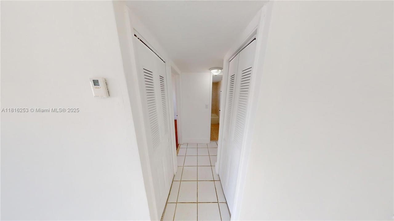 Real estate property located at 677 9th Ave #309, Miami-dade, Vista Alegre Condo, Miami, FL