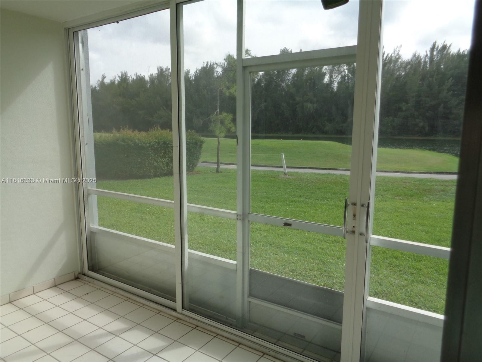 Real estate property located at 900 125th Way #112R, Broward, Buckingham East At Centur, Pembroke Pines, FL
