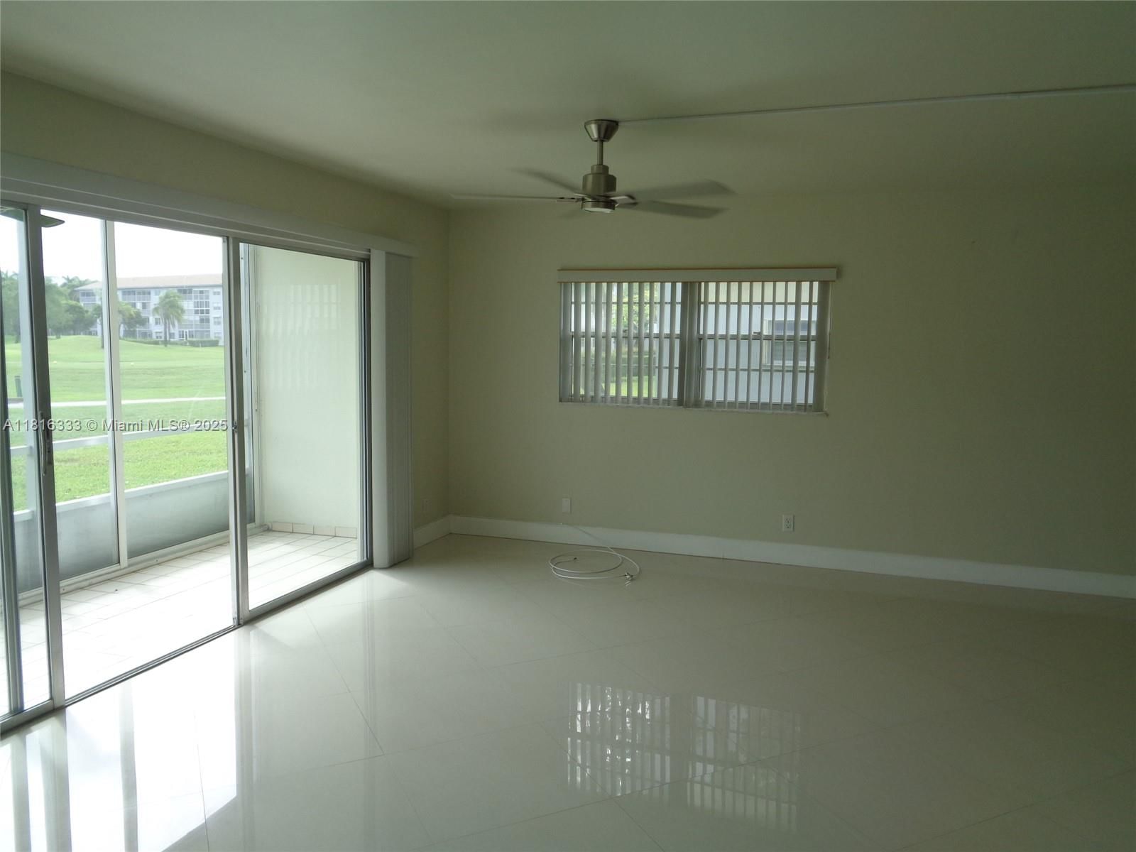 Real estate property located at 900 125th Way #112R, Broward, Buckingham East At Centur, Pembroke Pines, FL