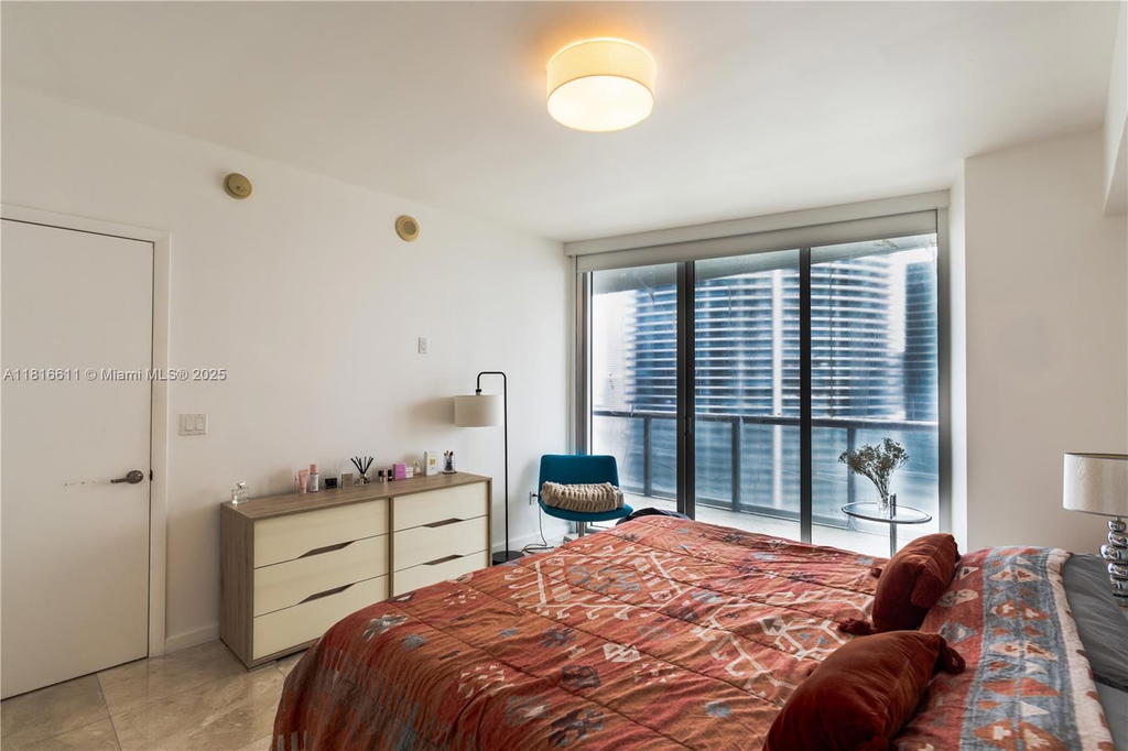 Real estate property located at 475 Brickell Ave #3512, Miami-dade, Iconbrickell Condo No 1, Miami, FL