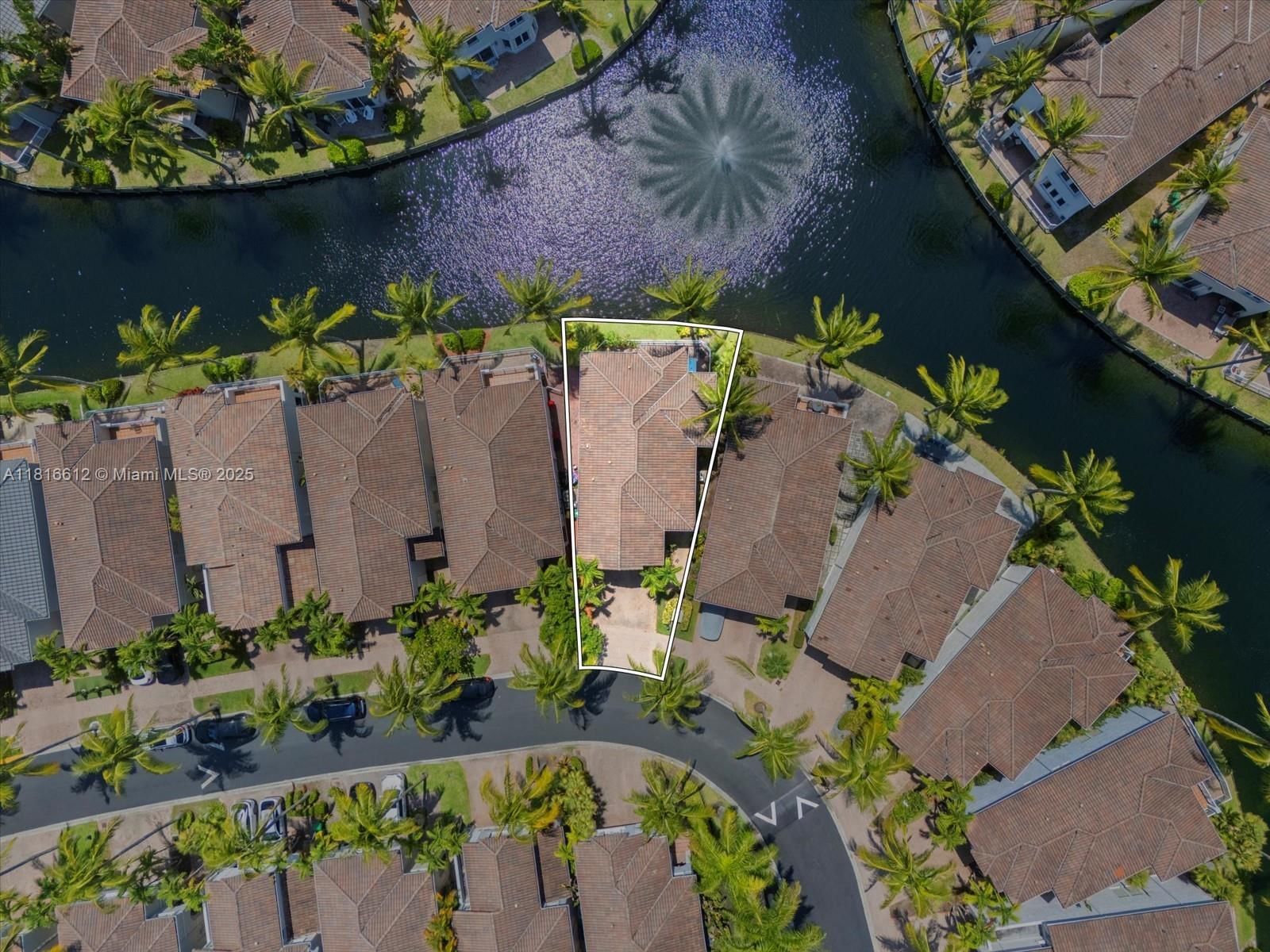 Real estate property located at 20820 30th Pl, Miami-dade, Aventura Lakes Phase 1, Aventura, FL