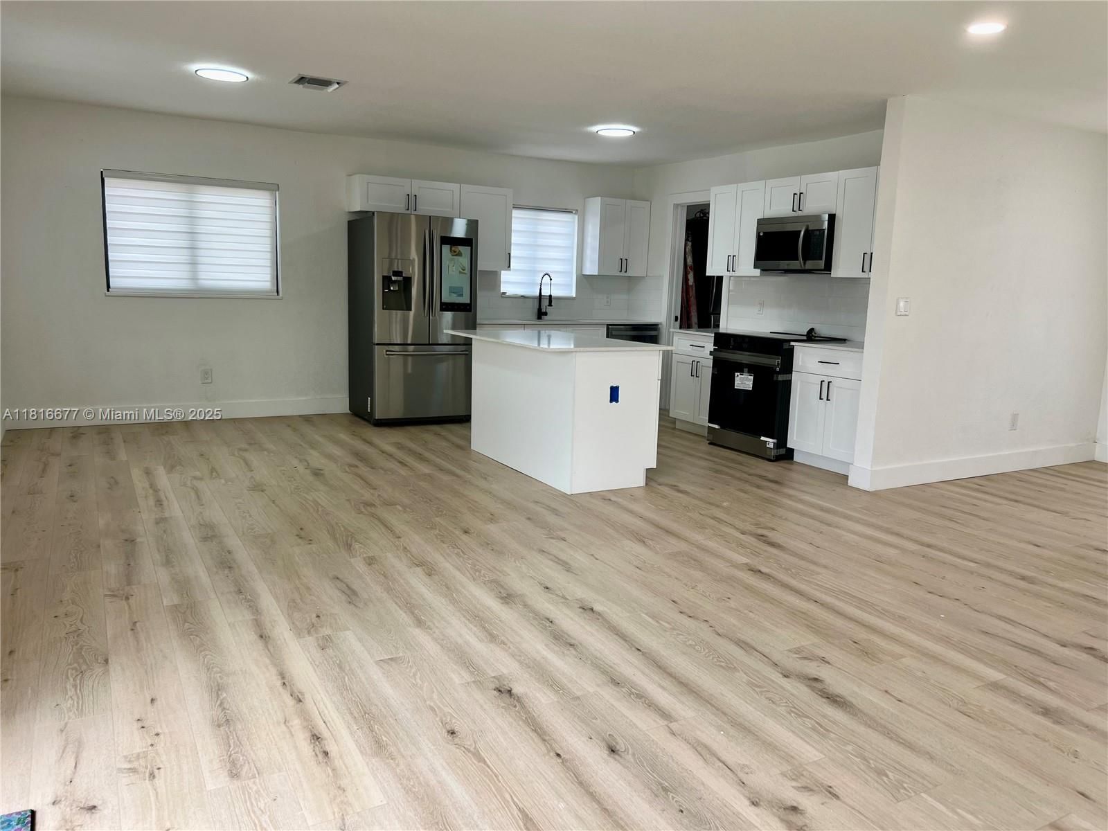 Real estate property located at 2910 185th St, Miami-dade, Carol City 4th Addn, Miami Gardens, FL