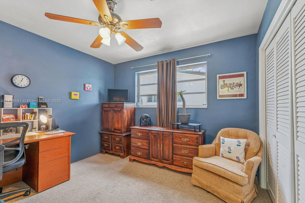 Real estate property located at 1305 47th Ave, Broward, Hollywood Hills, Hollywood, FL