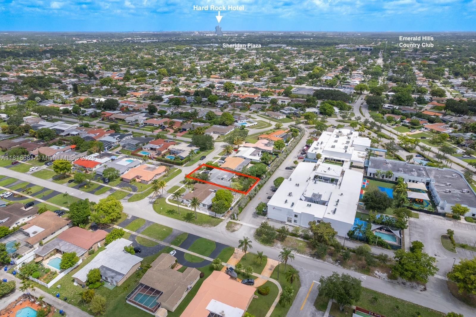 Real estate property located at 1305 47th Ave, Broward, Hollywood Hills, Hollywood, FL