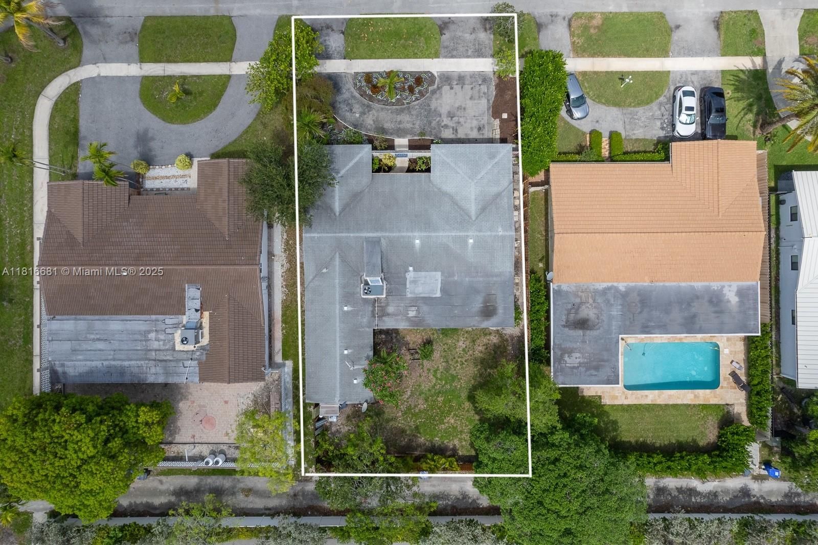 Real estate property located at 1305 47th Ave, Broward, Hollywood Hills, Hollywood, FL