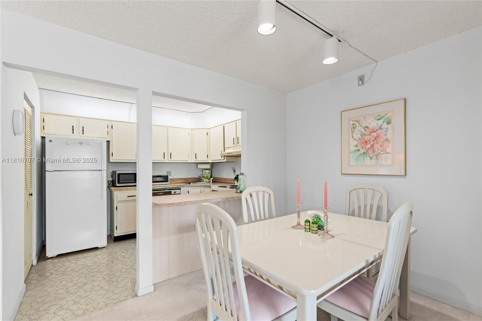 Real estate property located at 311 Pine Ridge Cir C-2, Palm Beach, Pine Ridge Iii Condo, Green Acres, FL