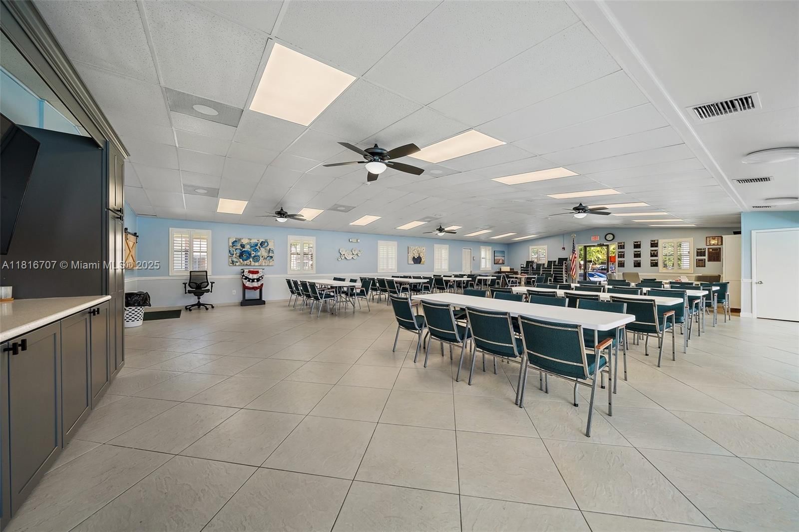 Real estate property located at 311 Pine Ridge Cir C-2, Palm Beach, Pine Ridge Iii Condo, Green Acres, FL