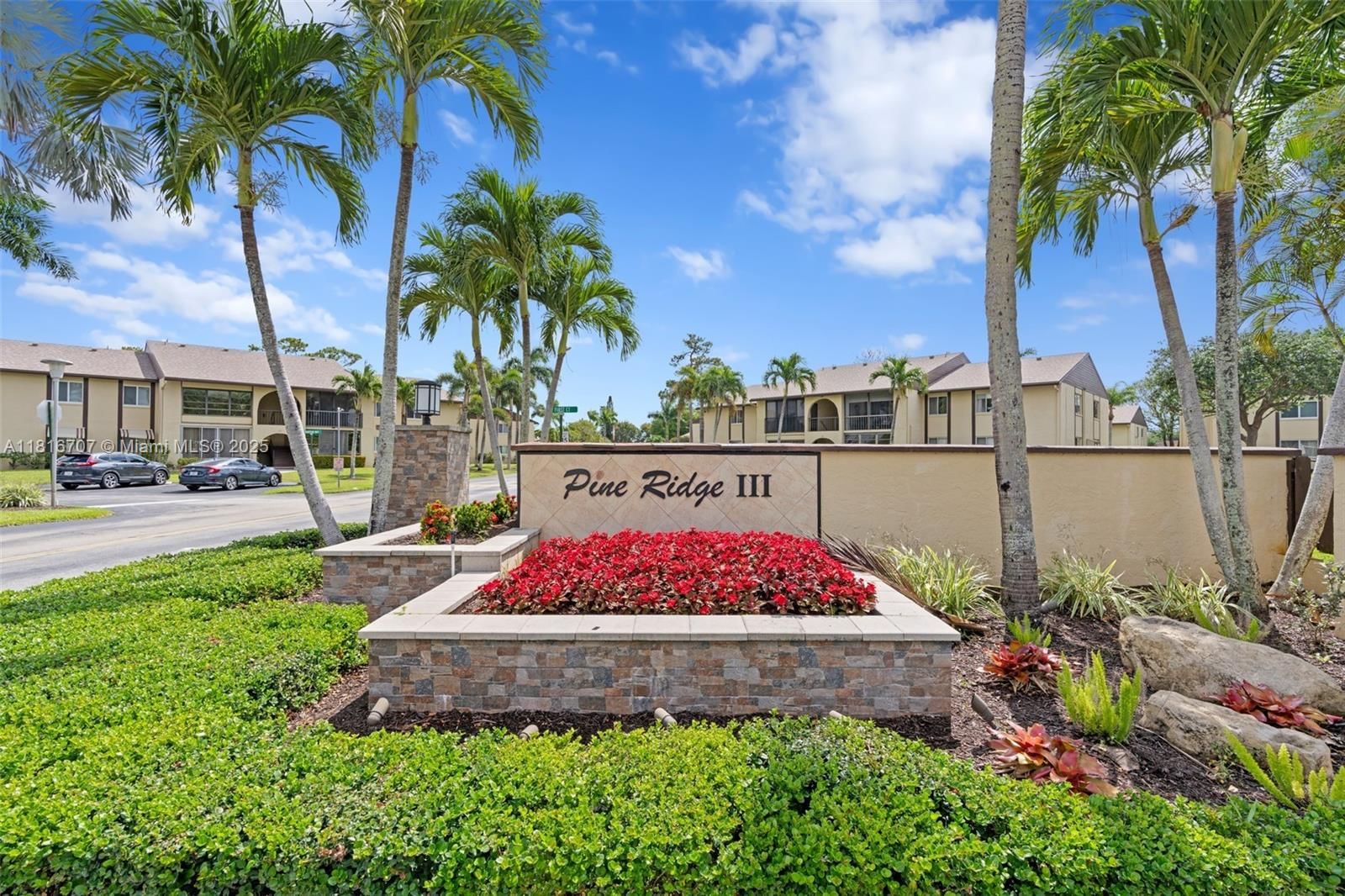 Real estate property located at 311 Pine Ridge Cir C-2, Palm Beach, Pine Ridge Iii Condo, Green Acres, FL