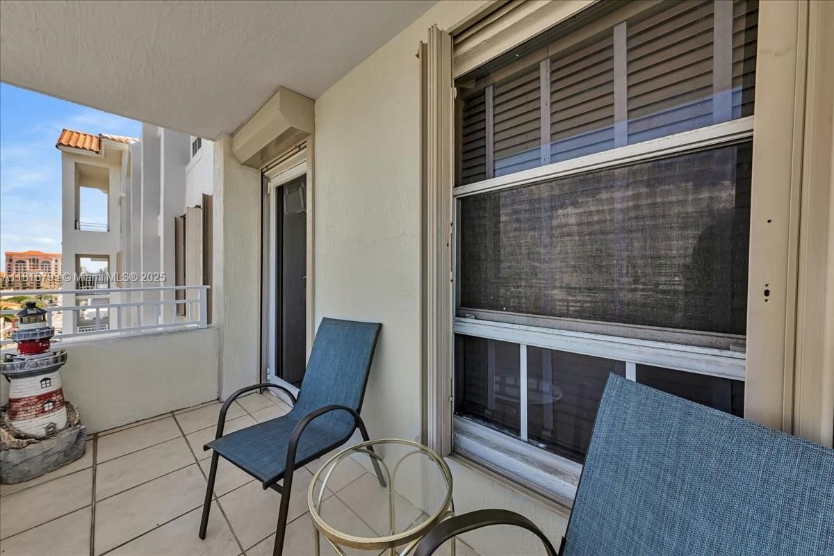 Real estate property located at 2351 Douglas Rd #1204, Miami-dade, Gables Terrace Condo, Miami, FL