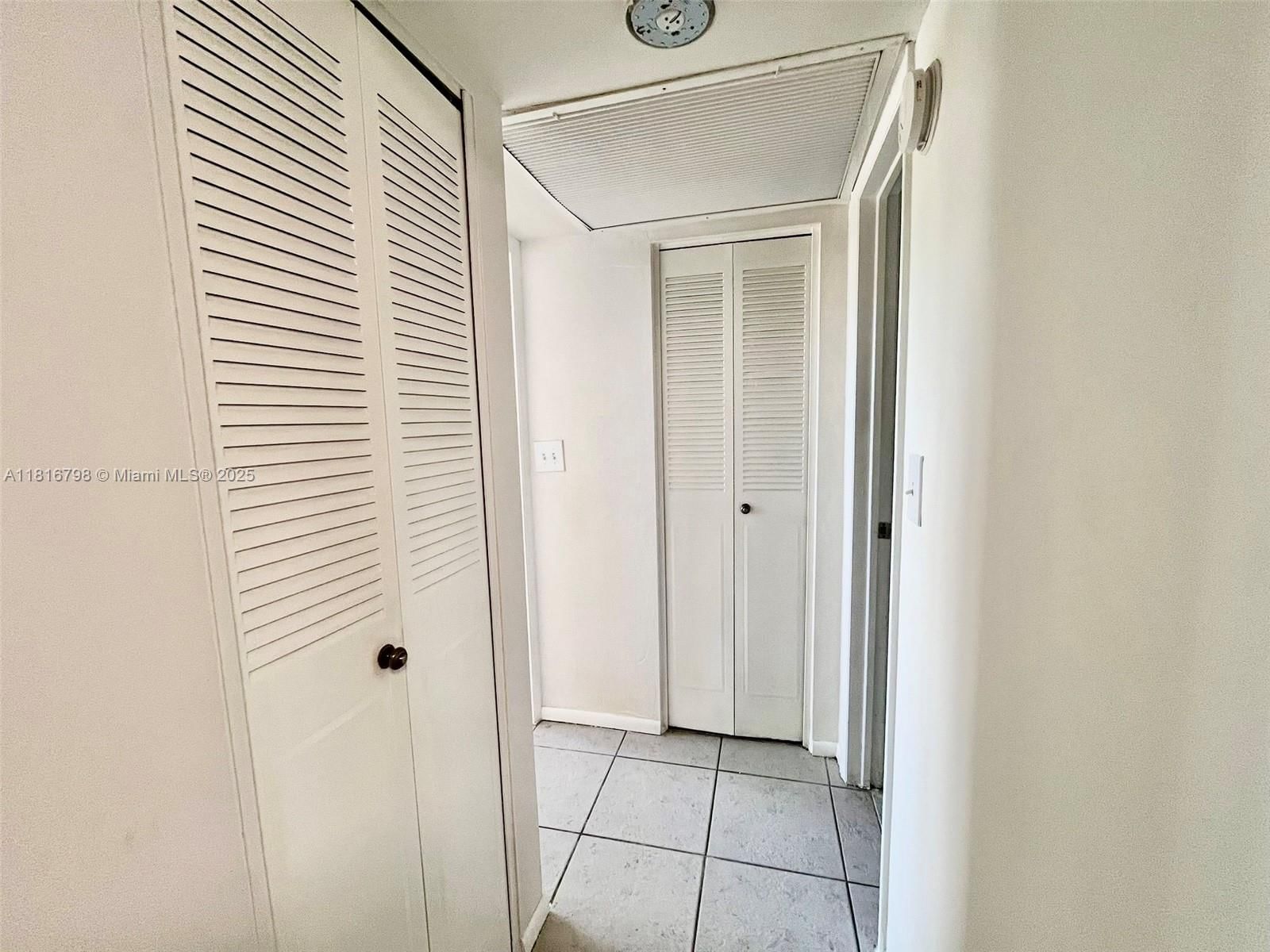 Real estate property located at 7000 17th St #218, Broward, Omega Condo No 2, Plantation, FL