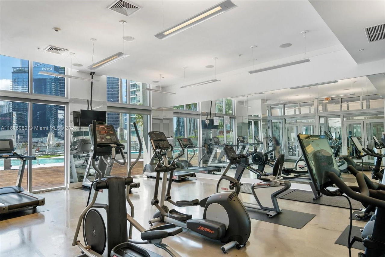 Real estate property located at 90 3rd St #1413, Miami-dade, Ivy Condo, Miami, FL