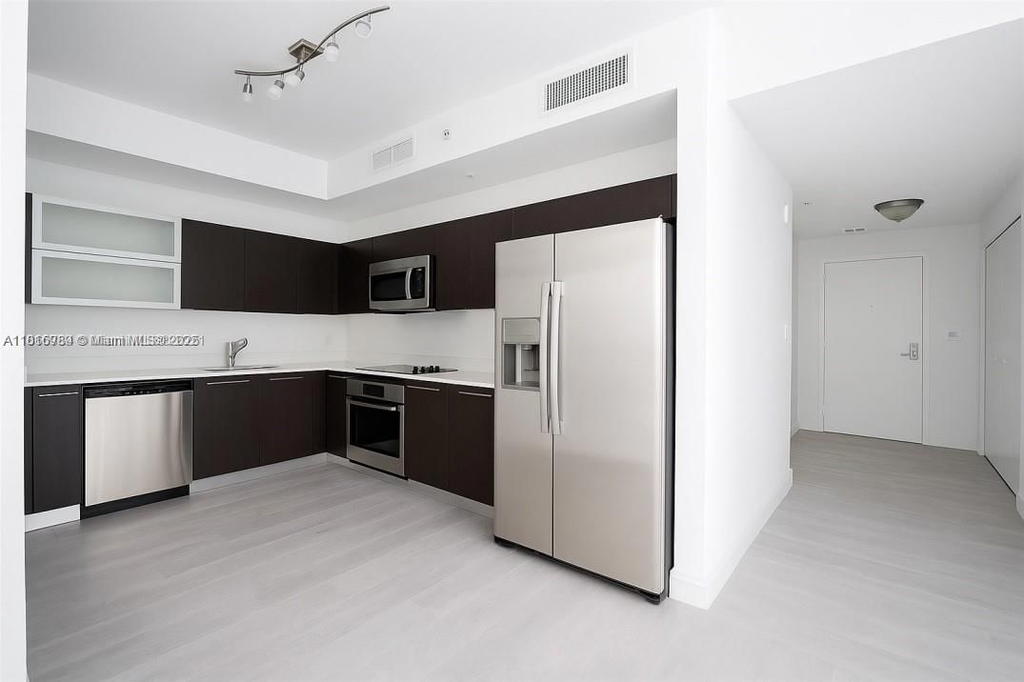 Real estate property located at 90 3rd St #1413, Miami-dade, Ivy Condo, Miami, FL