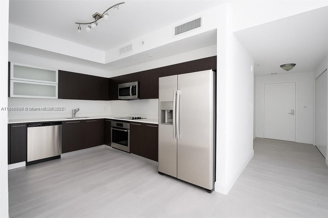 Real estate property located at 90 3rd St #1413, Miami-dade, Ivy Condo, Miami, FL