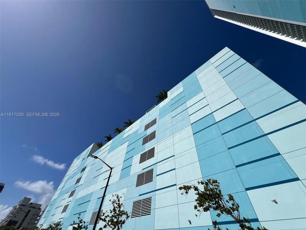 Real estate property located at 700 26th Ter #2004, Miami-dade, Escottonia Park, Miami, FL