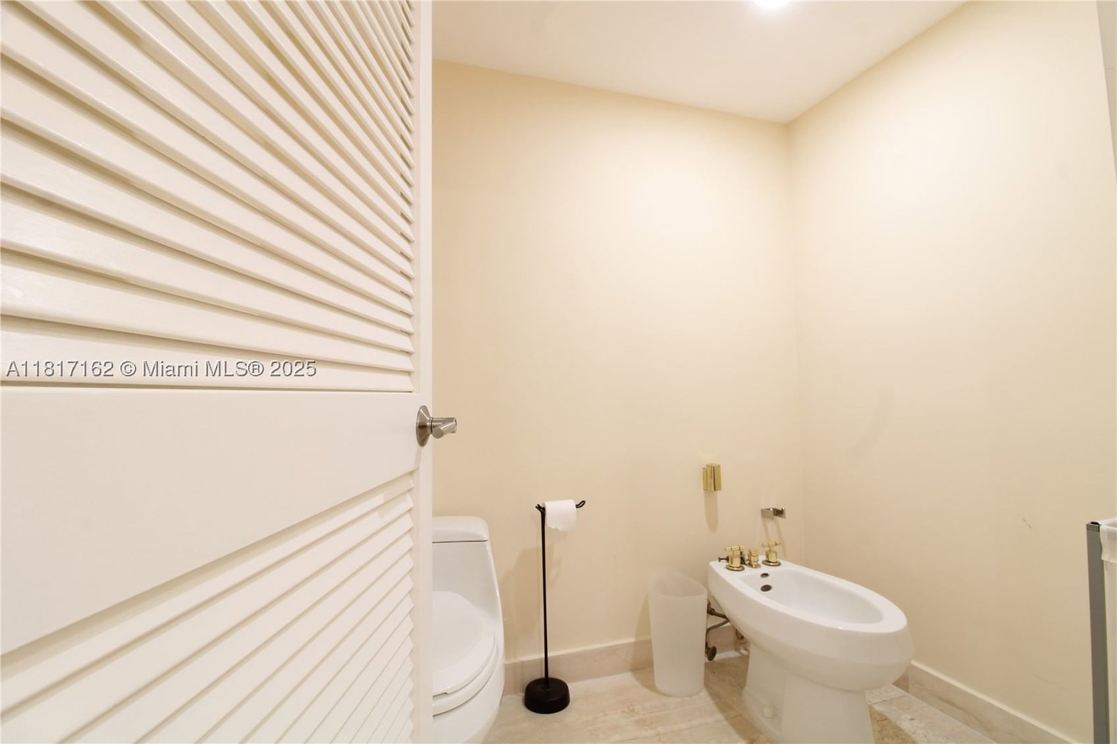 Real estate property located at 151 Crandon Blvd #702, Miami-dade, The Emeraldbay @ Key Colon, Key Biscayne, FL