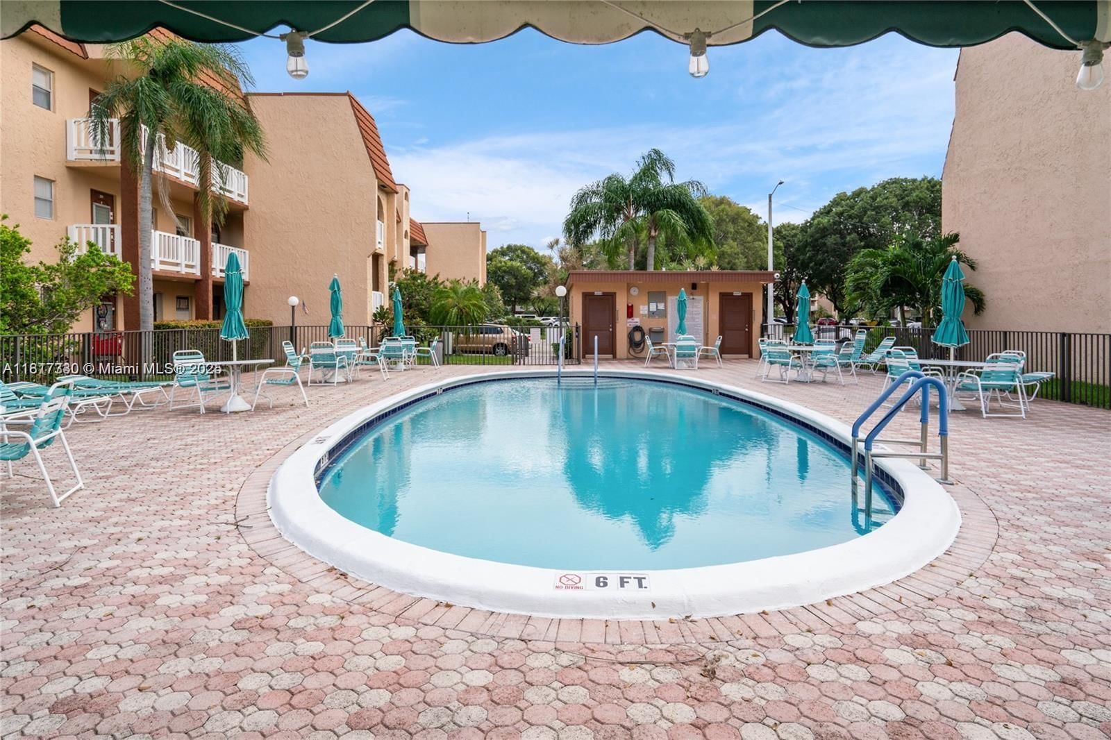 Real estate property located at 9310 Sunrise Lakes Blvd #206, Broward, Sunrise Lakes 101 Condo, Sunrise, FL