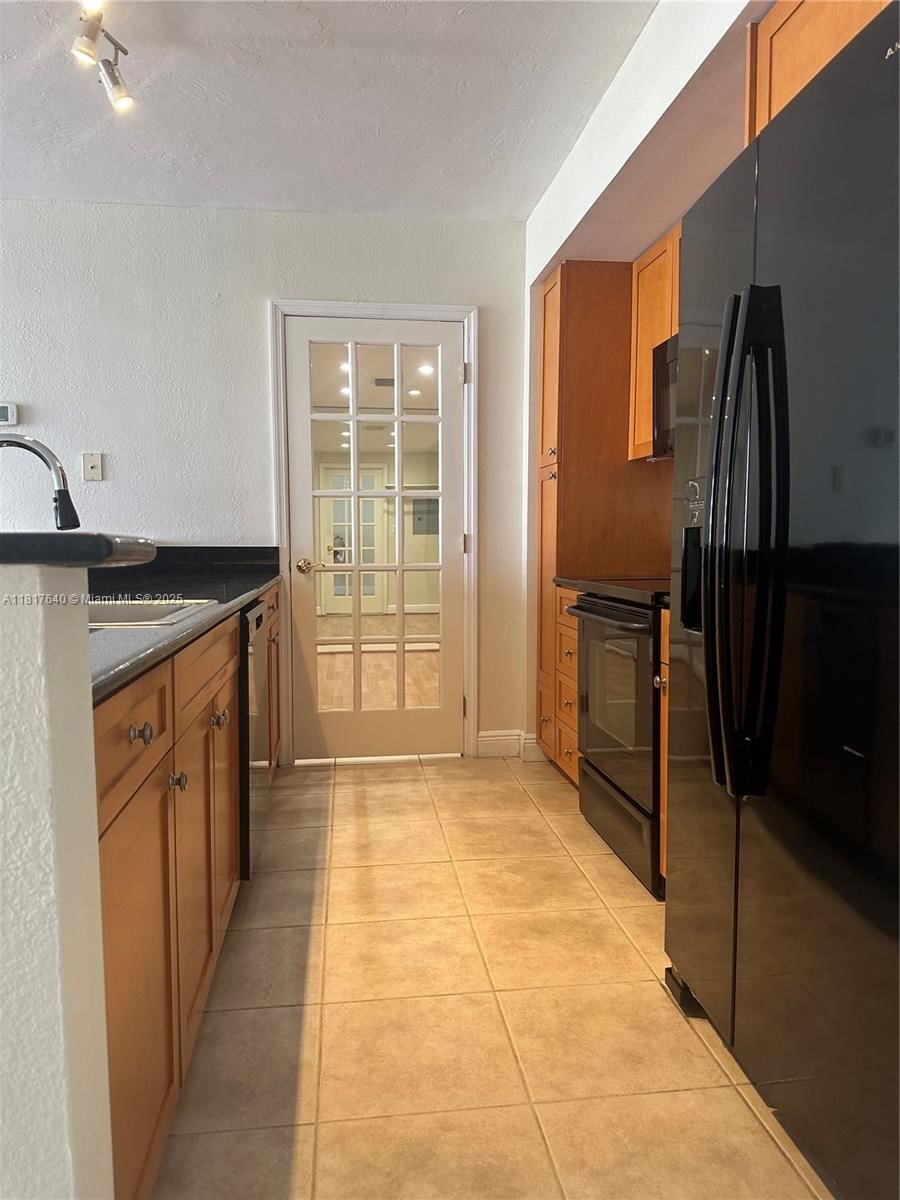 Real estate property located at 10350 Bay Harbor Dr #4F, Miami-dade, Island Pointe Condo, Bay Harbor Islands, FL