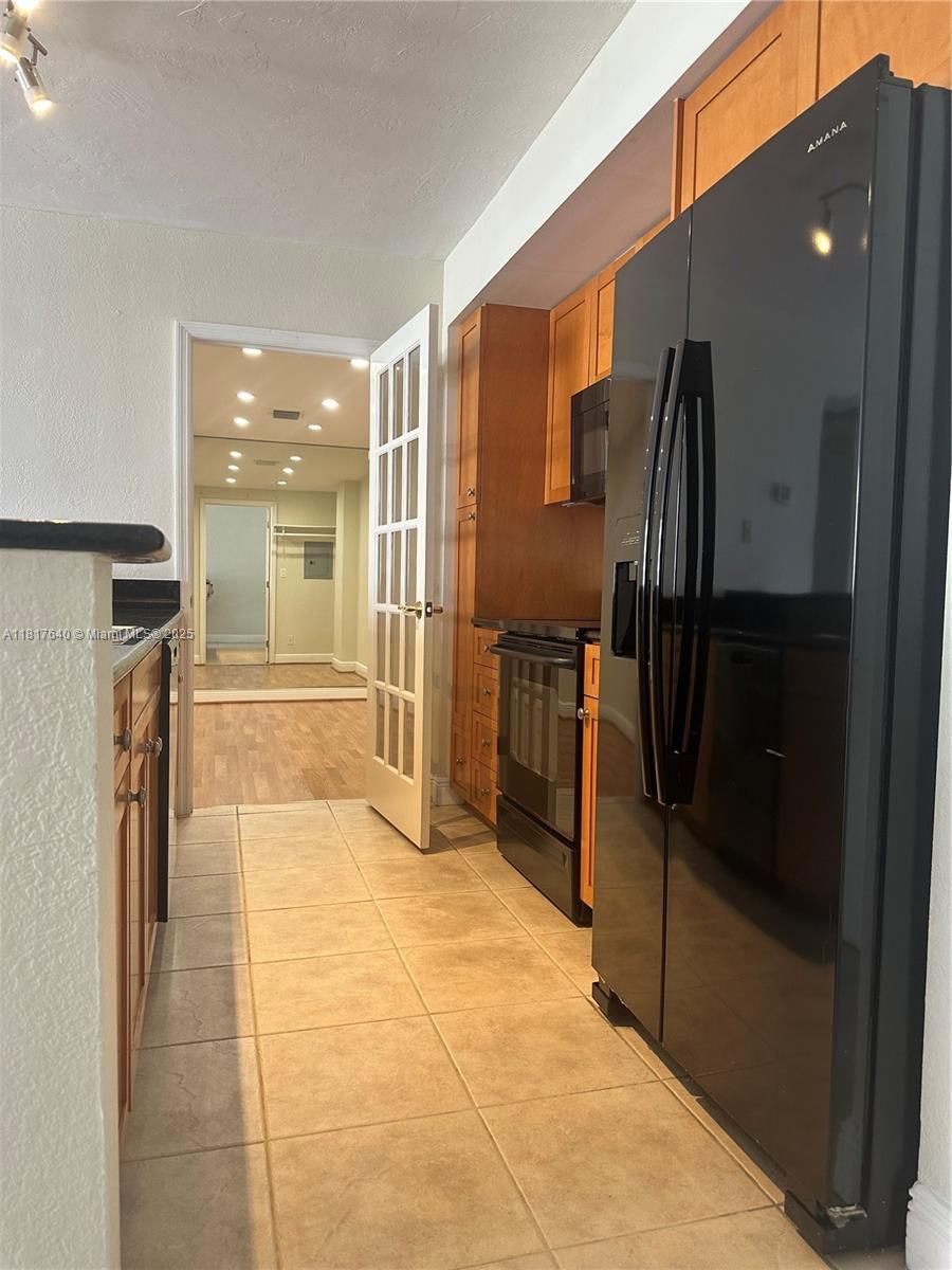 Real estate property located at 10350 Bay Harbor Dr #4F, Miami-dade, Island Pointe Condo, Bay Harbor Islands, FL