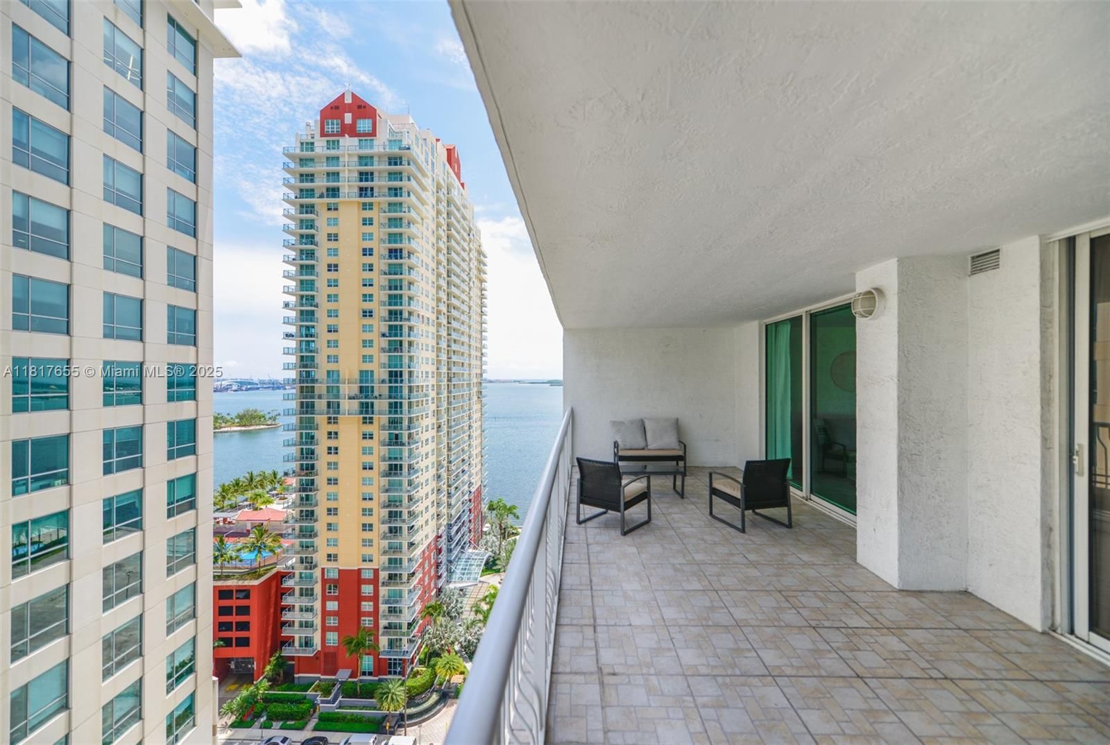 Real estate property located at 1200 Brickell Bay Dr #2112, Miami-dade, The Club At Brickell Bay, Miami, FL